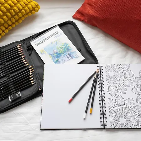 Lejlighed La Cachette De L'artiste Peinture Cinema En *